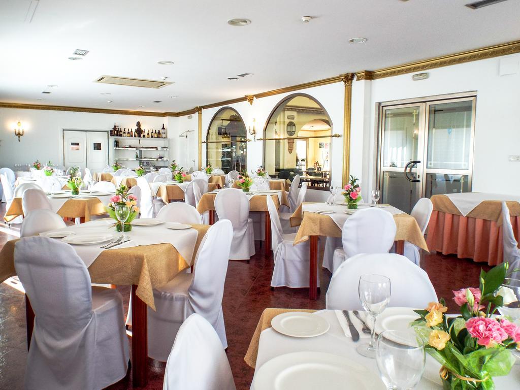 Hotel Poniente Moraleda De Zafayona Εξωτερικό φωτογραφία